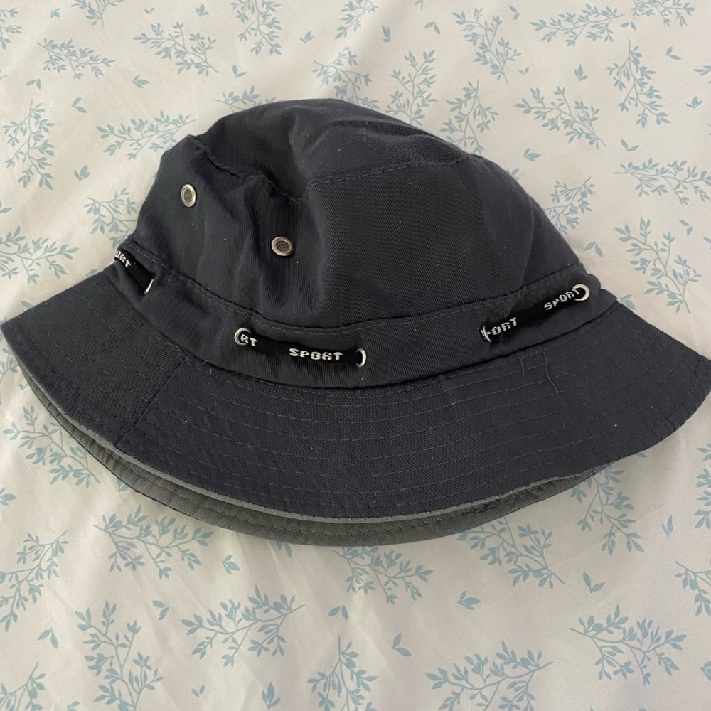 Bucket Hat